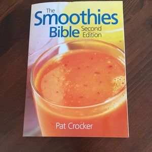 Smoothies Bible second edition by Pat Crocker